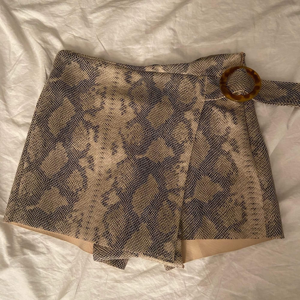 Zara snake print skort
